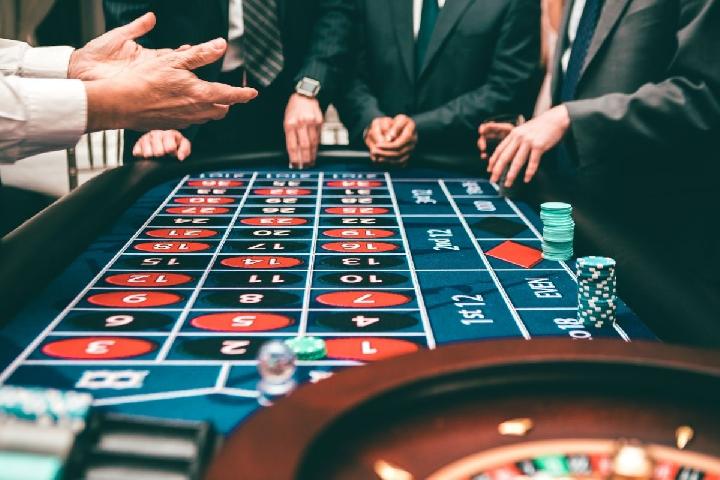 Strategi Ampuh Menang Besar di Judi Casino Online